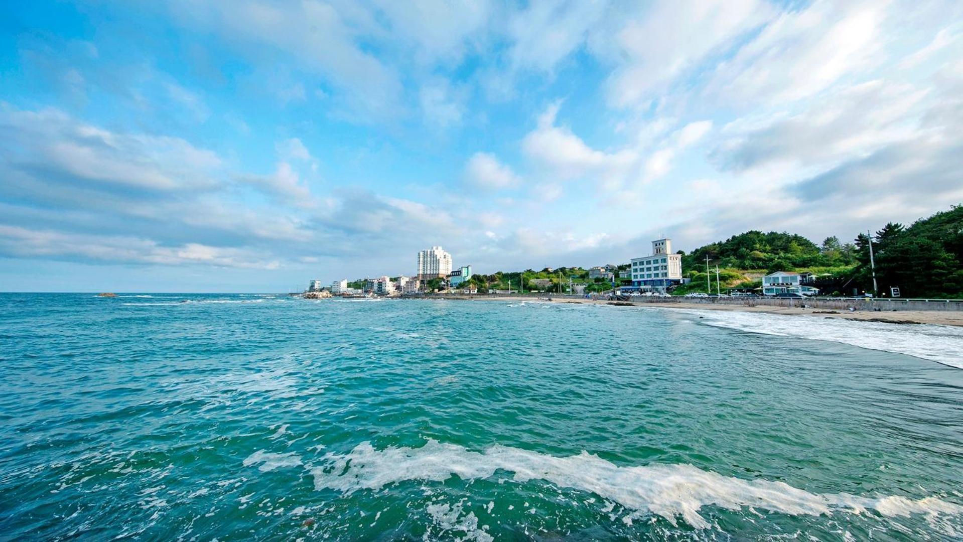 Gangneung Jumunjin Lighthouse Pension Экстерьер фото